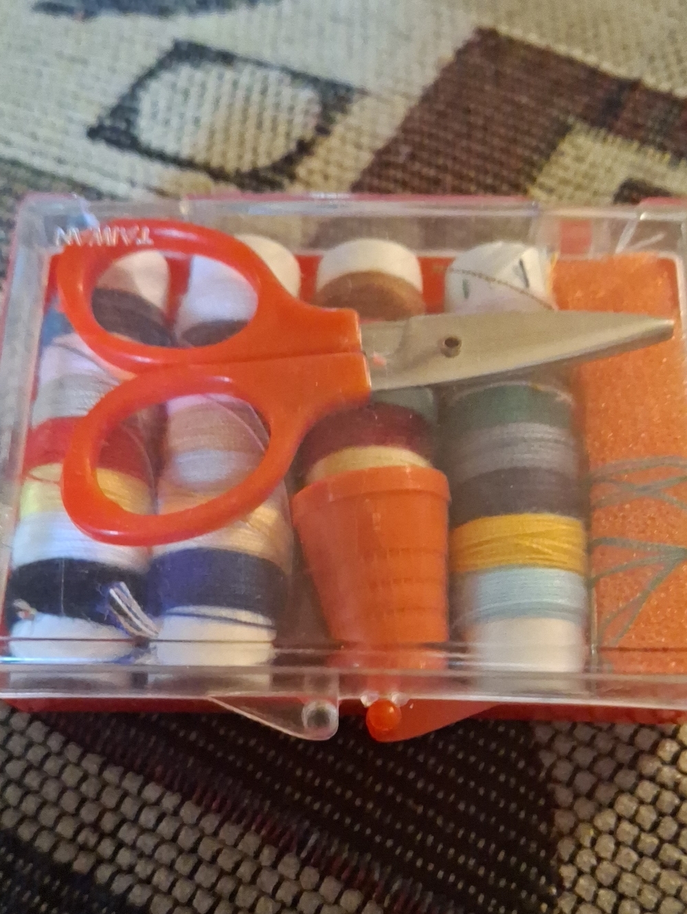 Compact Sewing Kit Red Scissors and Thimble Travel Fashion Emergency Vintage